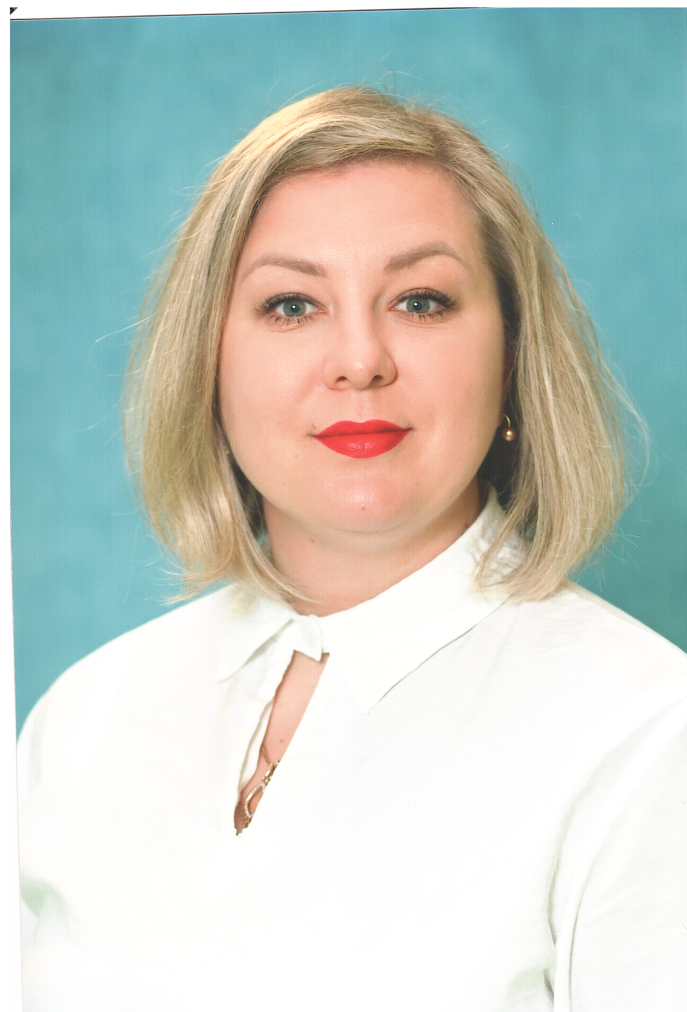 Мельникова Елена Николаевна.